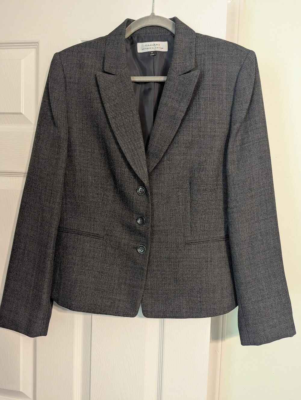 Tahari ASL Charcoal Gray Tailored Women's Blazer